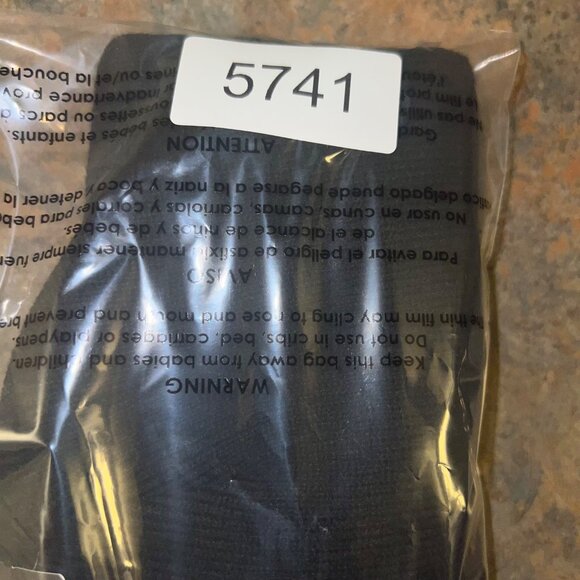 Alpine Design Black Core Patch Beanie Recycled Polyester - Picture 5 of 5